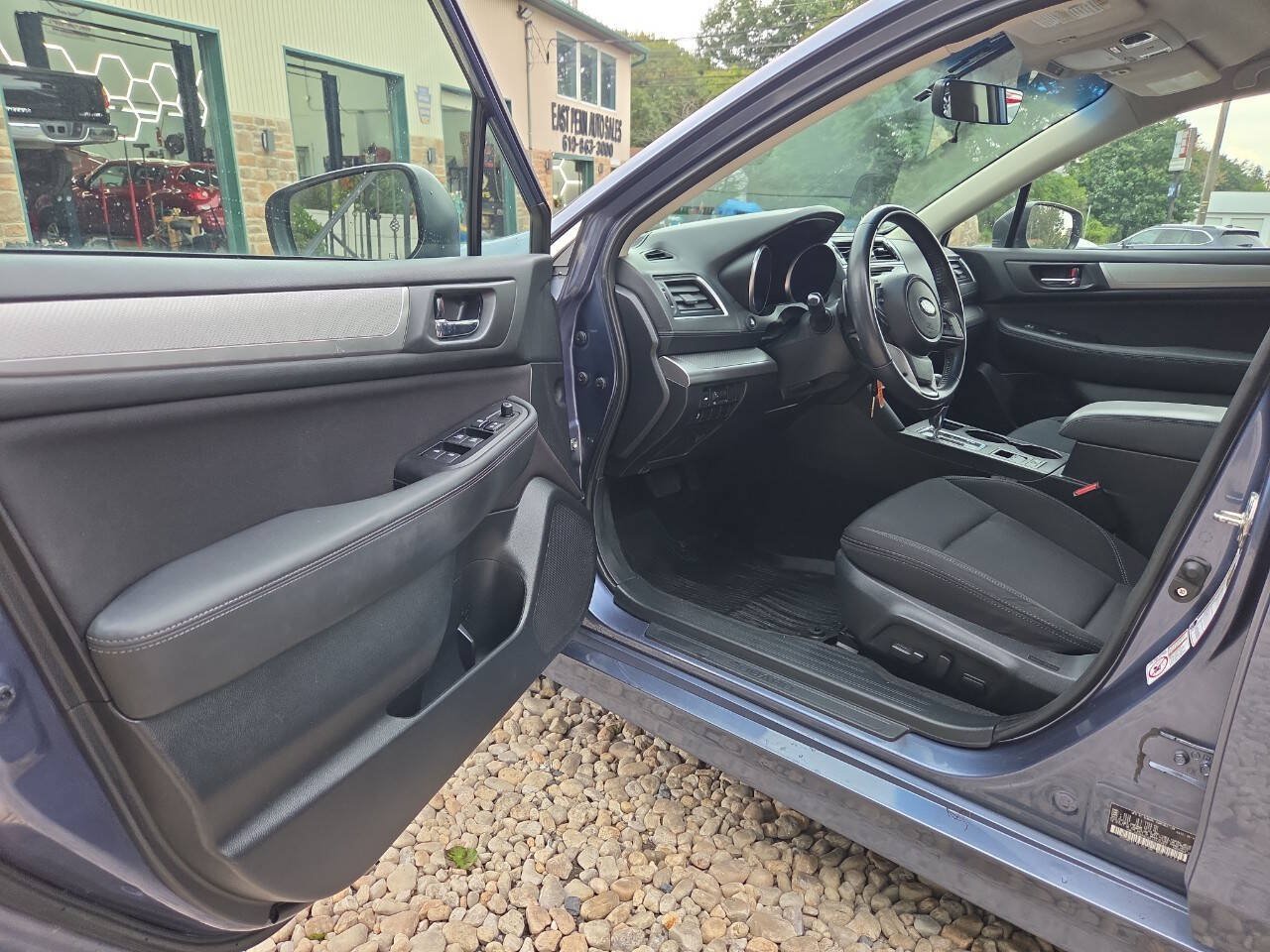 Used 2018 Subaru Legacy 2.5i Premium AWD/4WD image 14