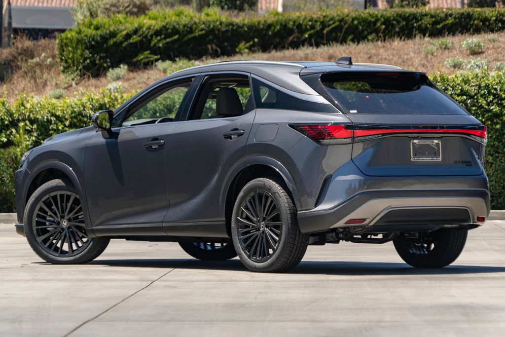 New 2026 Lexus RX 350h w/ Convenience Package AWD/4WD image 2