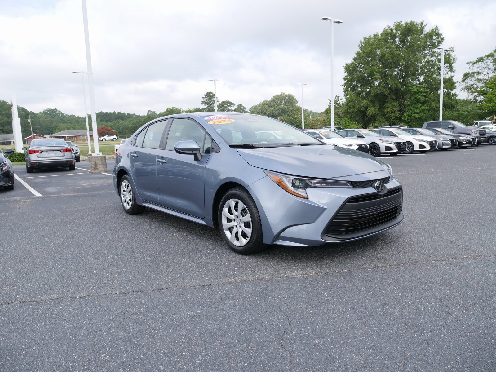 Used 2024 Toyota Corolla LE image 10