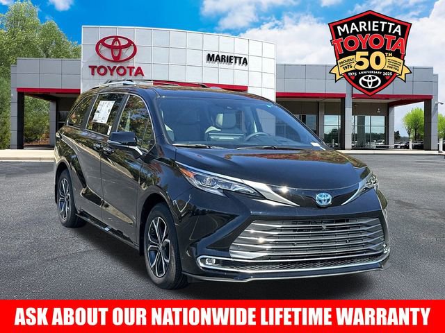 New 2025 Toyota Sienna Platinum