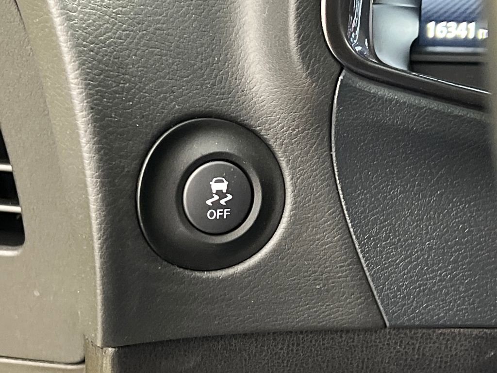 Used 2024 Nissan Z Performance w/ Floor Mat Package image 26