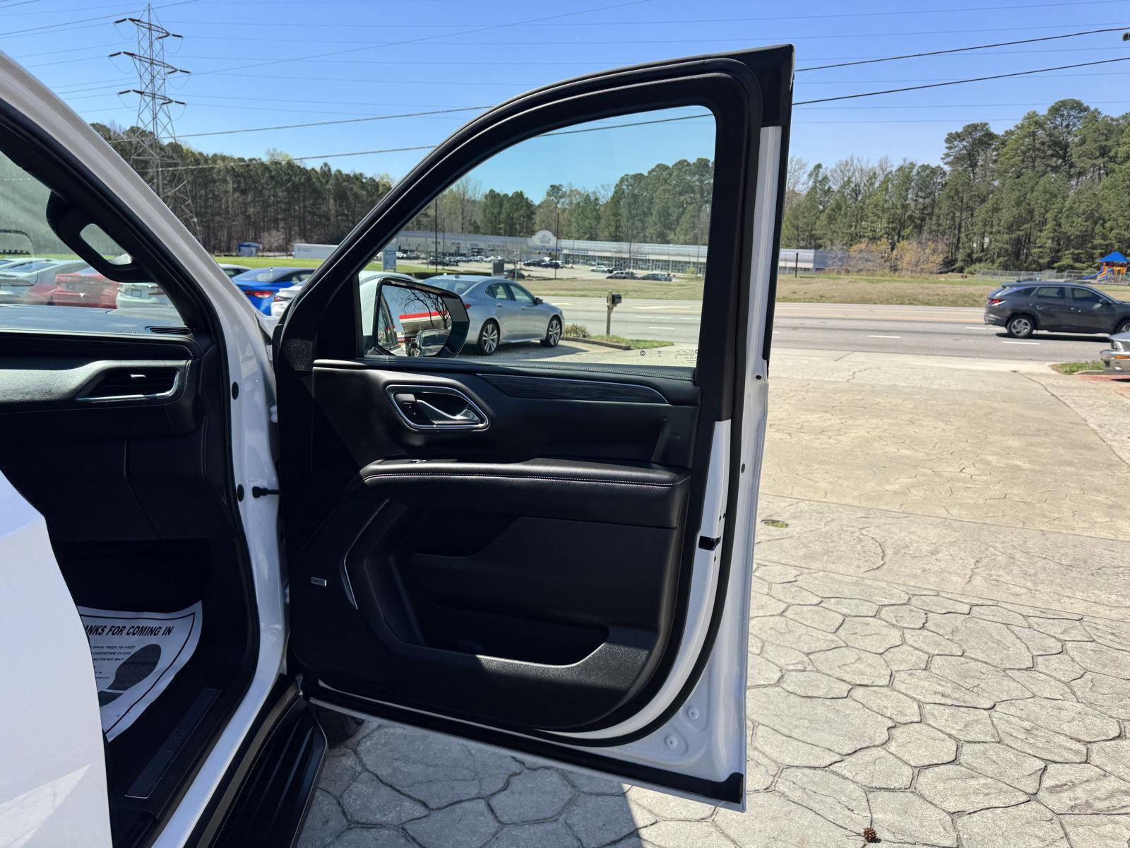 Used 2021 GMC Yukon SLT w/ SLT Luxury Plus Package image 19