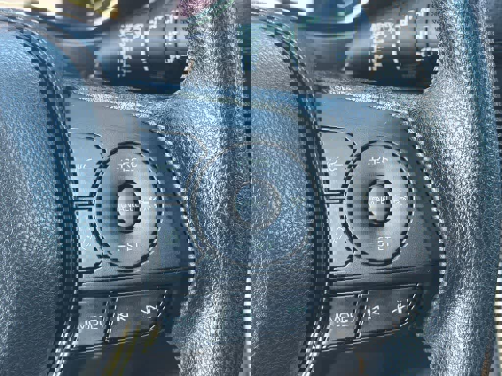 Used 2023 Toyota RAV4 XLE image 24