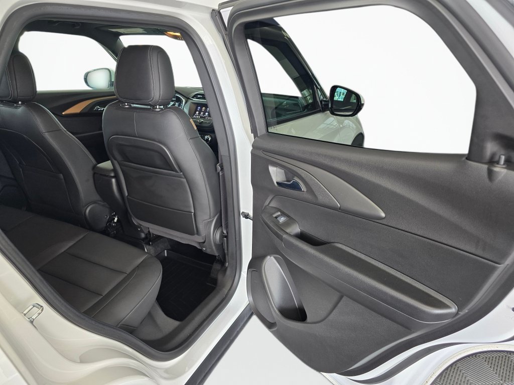 Used 2023 Chevrolet TrailBlazer ACTIV AWD/4WD image 39