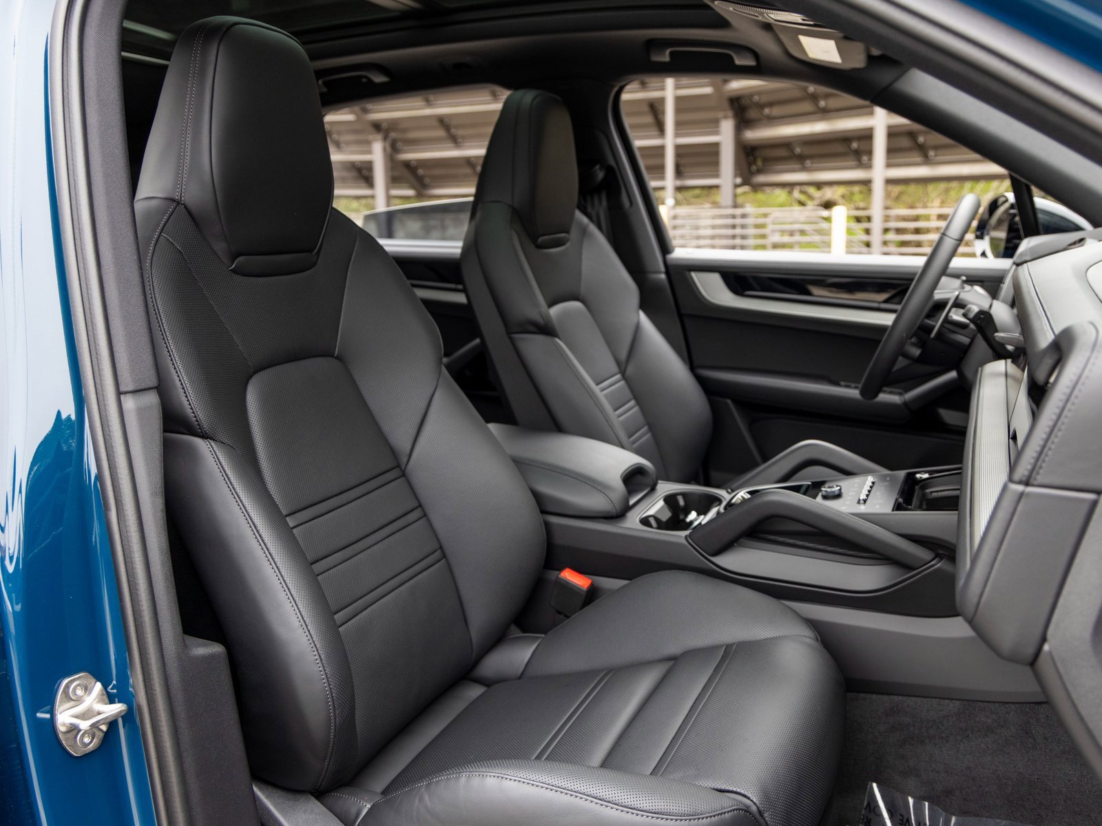 New 2025 Porsche Cayenne S image 57