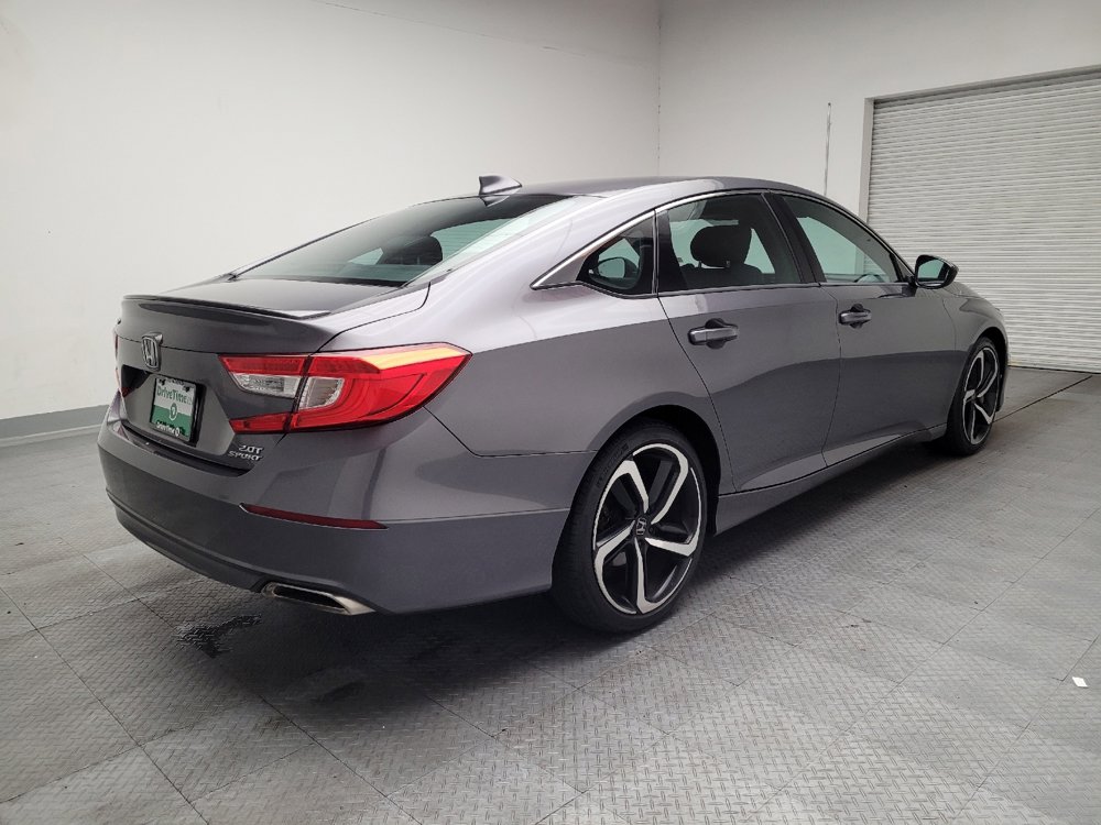 Used 2018 Honda Accord Sport image 9