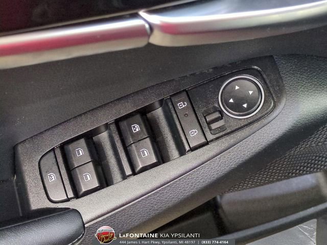 Certified 2025 Kia Seltos S FWD image 15
