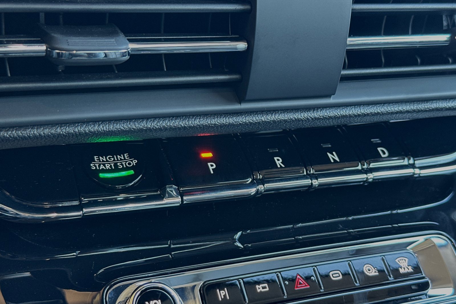 New 2024 Lincoln Corsair Grand Touring w/ Equipment Group 302A image 17