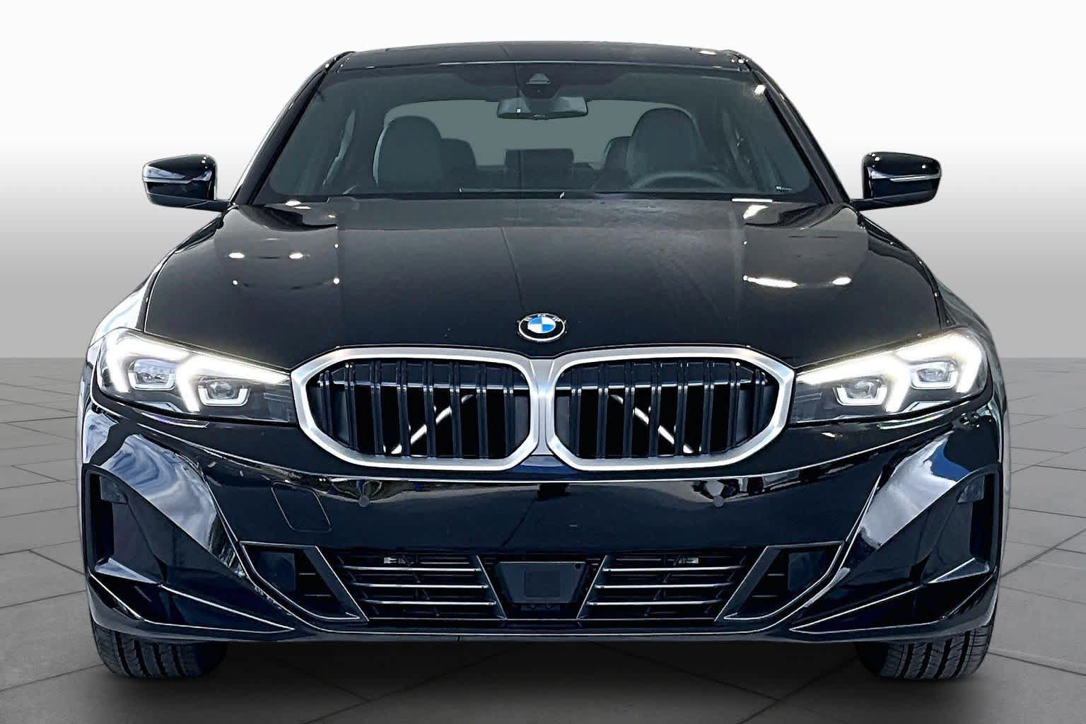Used 2026 BMW 330i xDrive Sedan AWD/4WD image 3