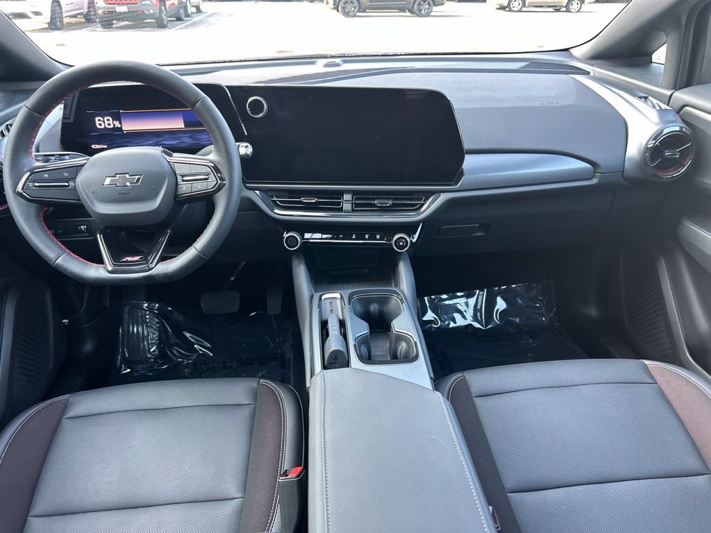 Used 2024 Chevrolet Equinox EV RS FWD image 34