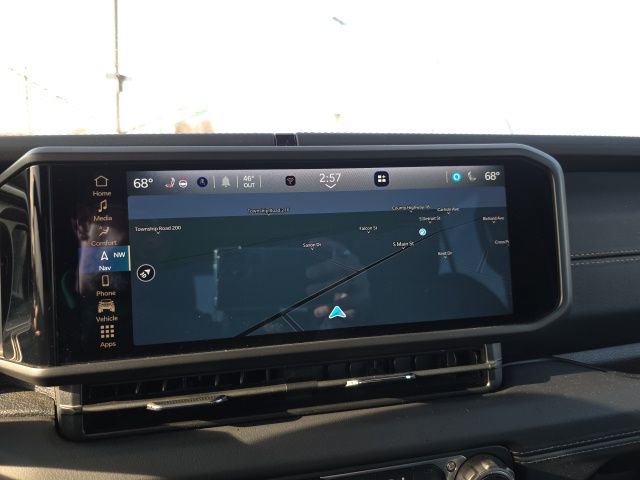 Used 2024 Jeep Wrangler Sahara w/ Technology Group image 23