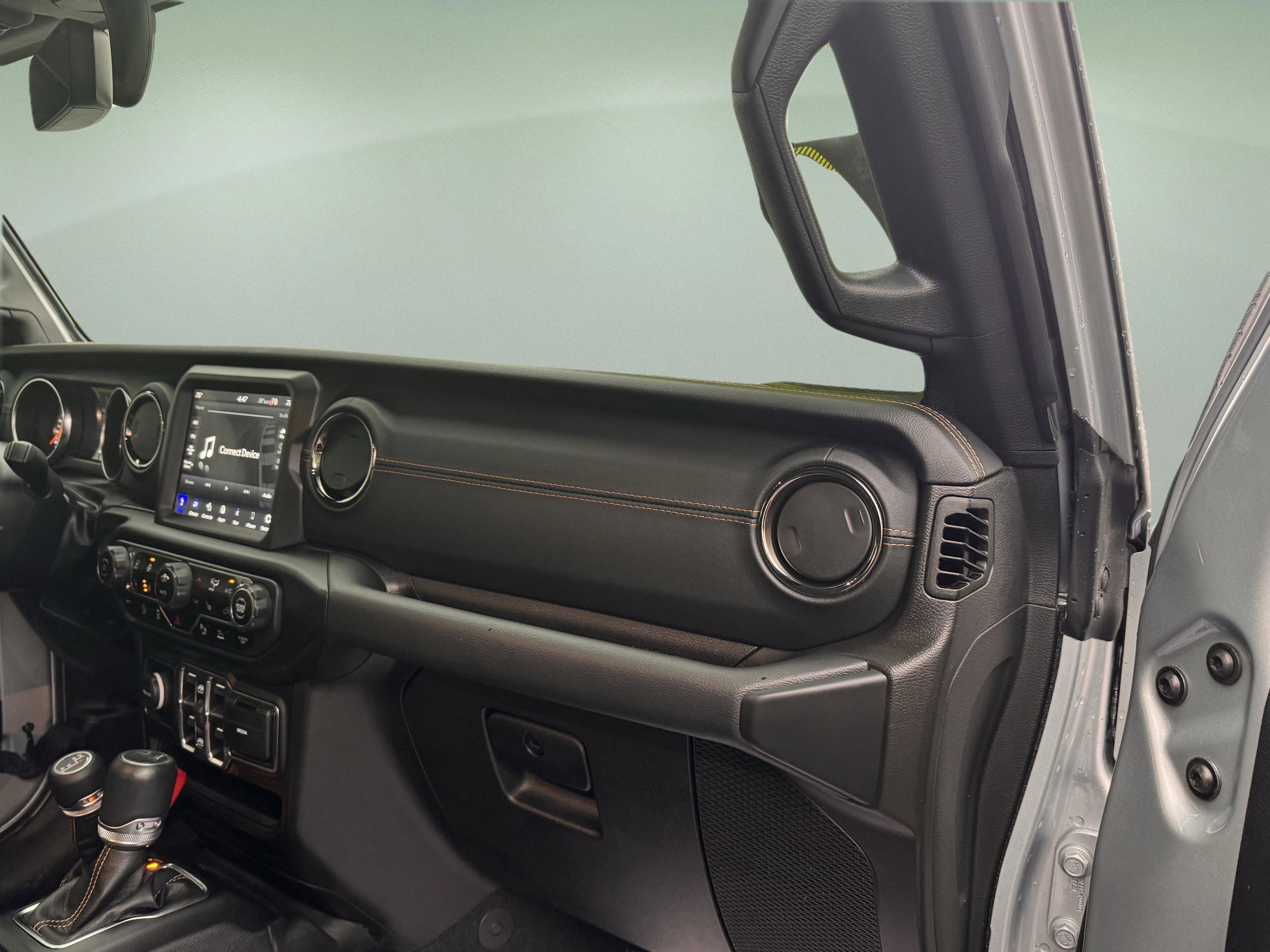 Used 2022 Jeep Gladiator Overland AWD/4WD image 20