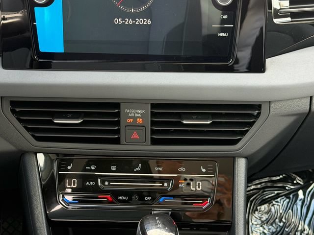 New 2026 Volkswagen Jetta SE FWD image 17