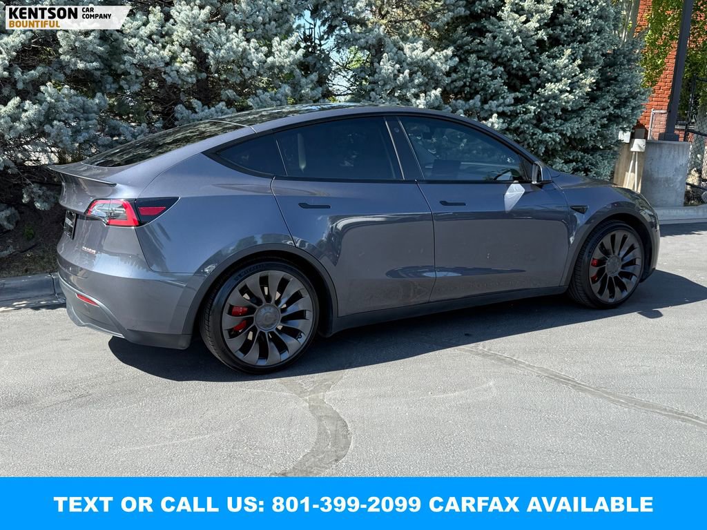 Used 2023 Tesla Model Y Performance AWD/4WD image 9