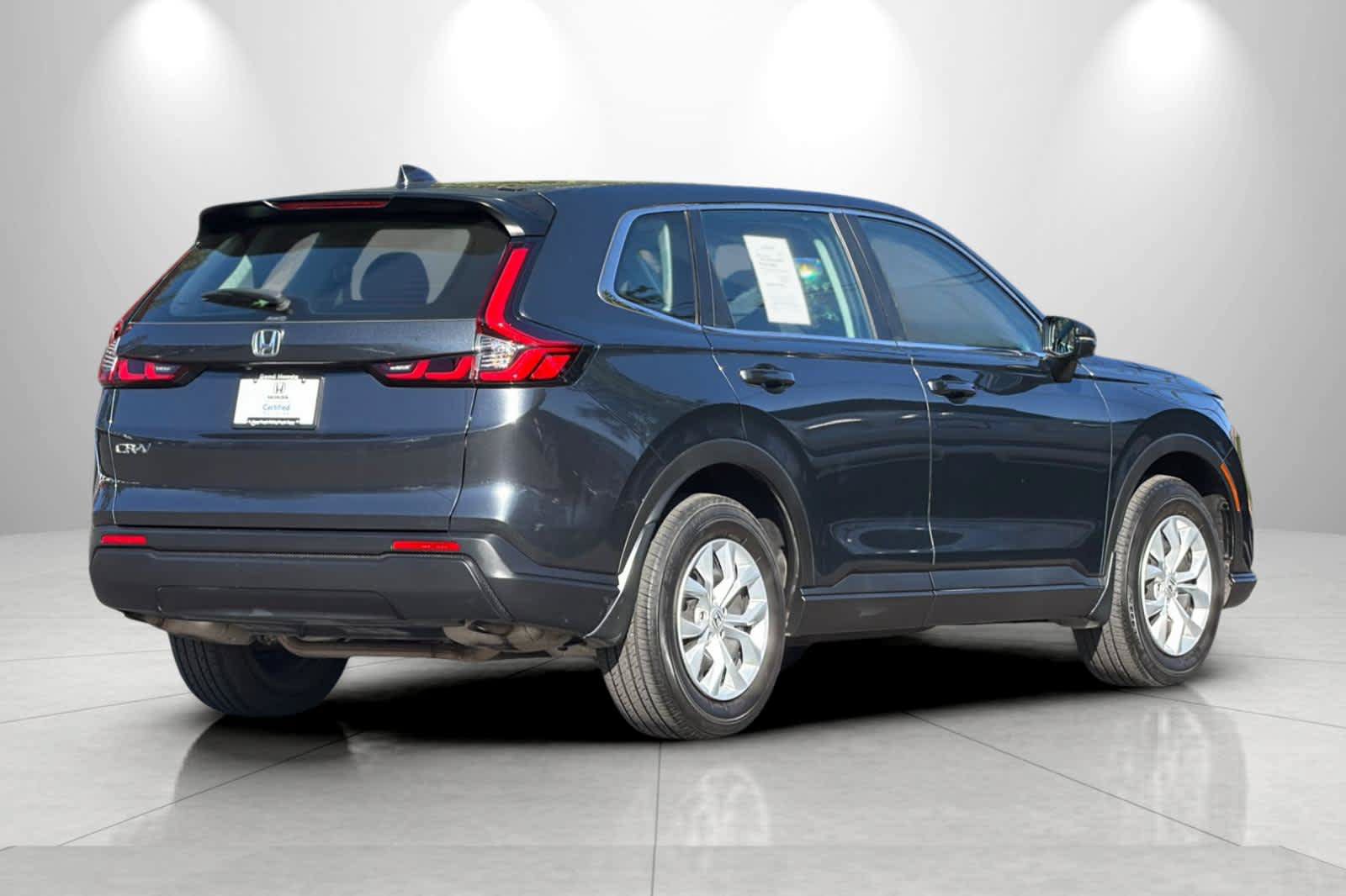 Used 2023 Honda CR-V LX video 2