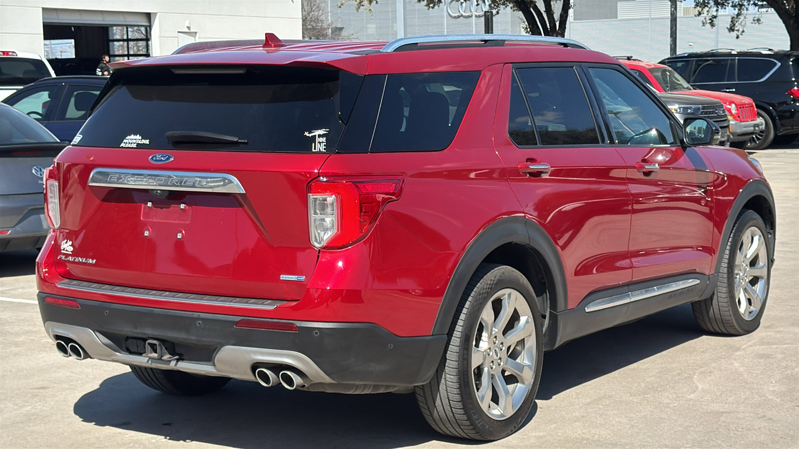 Used 2020 Ford Explorer Platinum w/ Premium Technology Package image 7