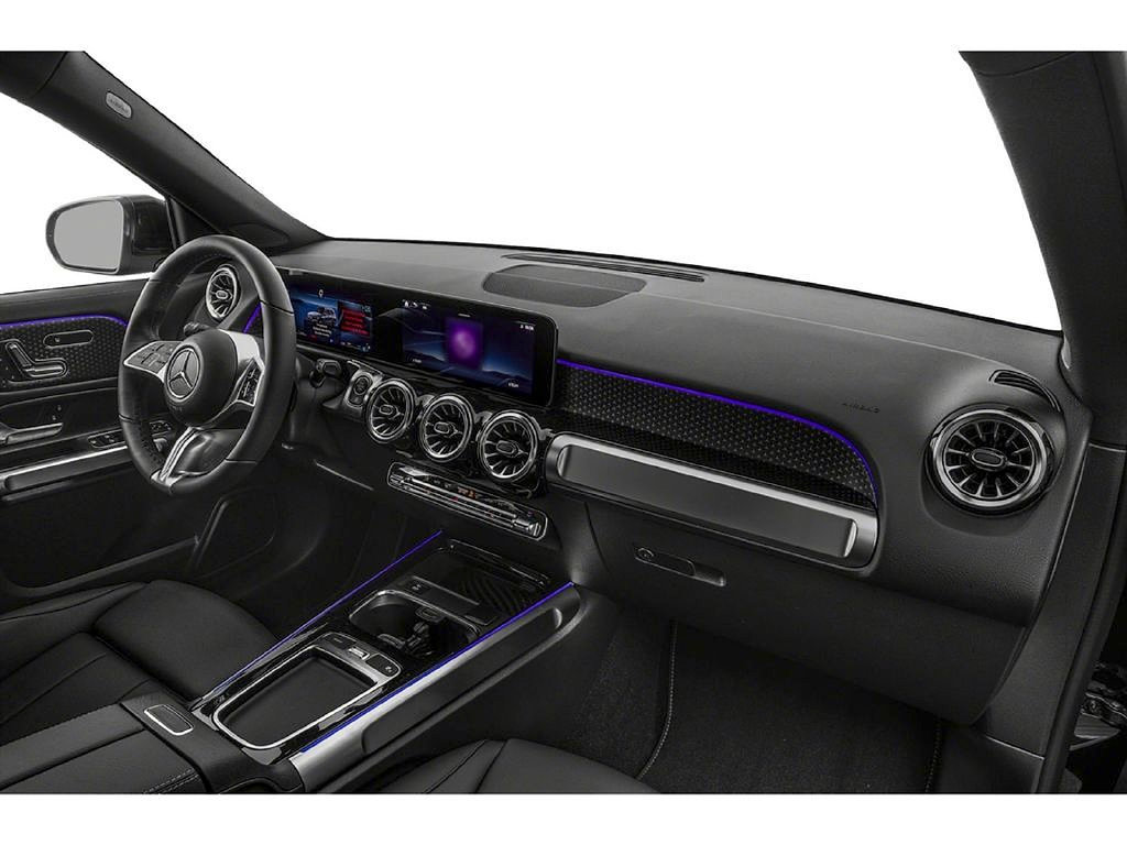 New 2026 Mercedes-Benz GLB 250 image 10