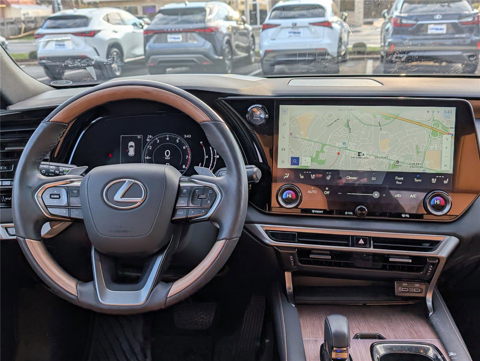 Used 2024 Lexus RX 350 Premium image 17