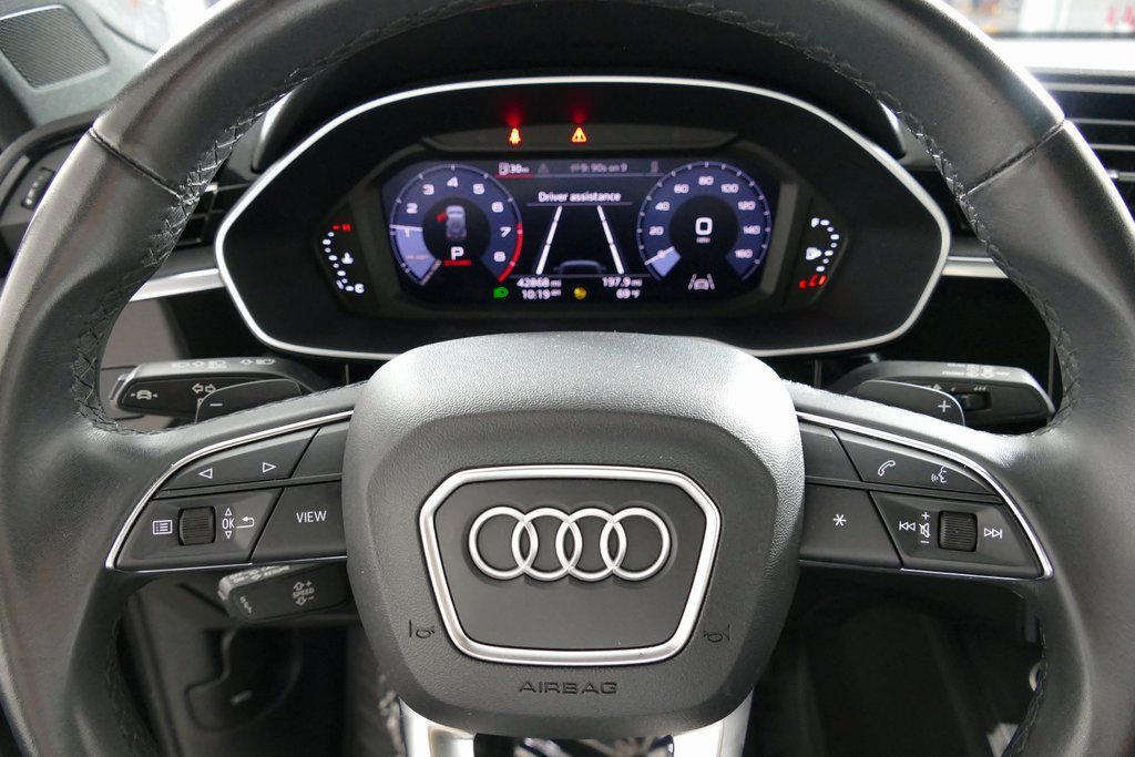 Used 2023 Audi Q3 2.0T Premium image 16
