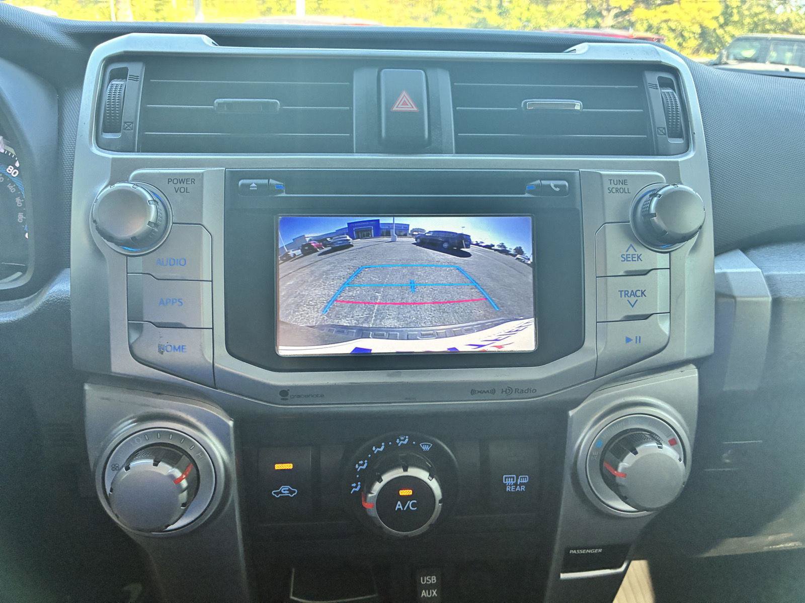 Used 2016 Toyota 4Runner SR5 AWD/4WD image 18