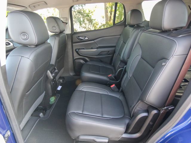 Used 2023 GMC Acadia SLT image 27