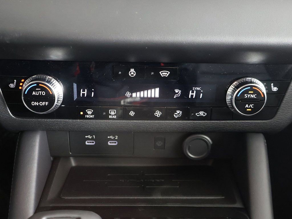 New 2026 Mitsubishi Outlander AWD image 52