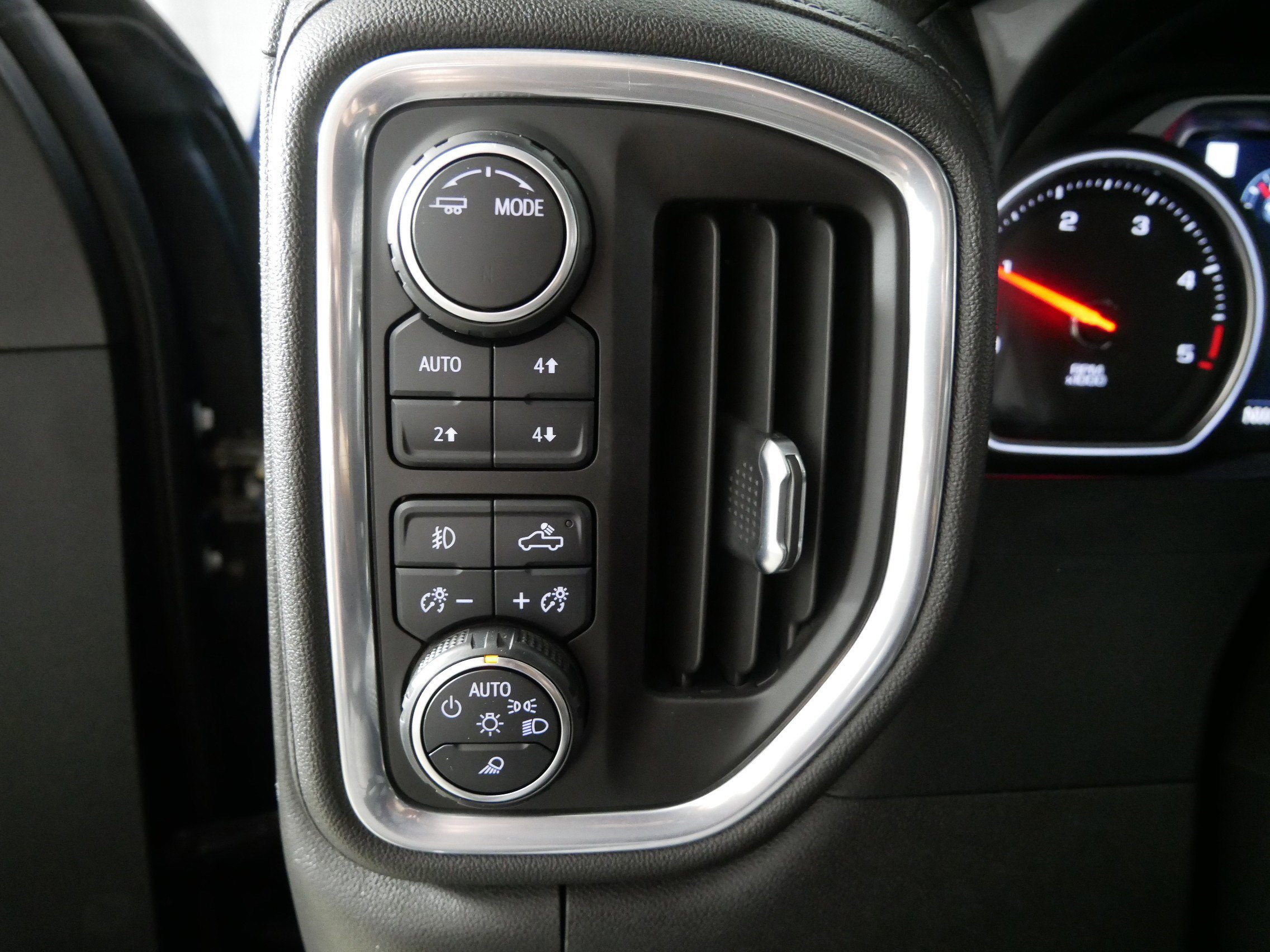 Used 2022 Chevrolet Silverado 3500 High Country image 26