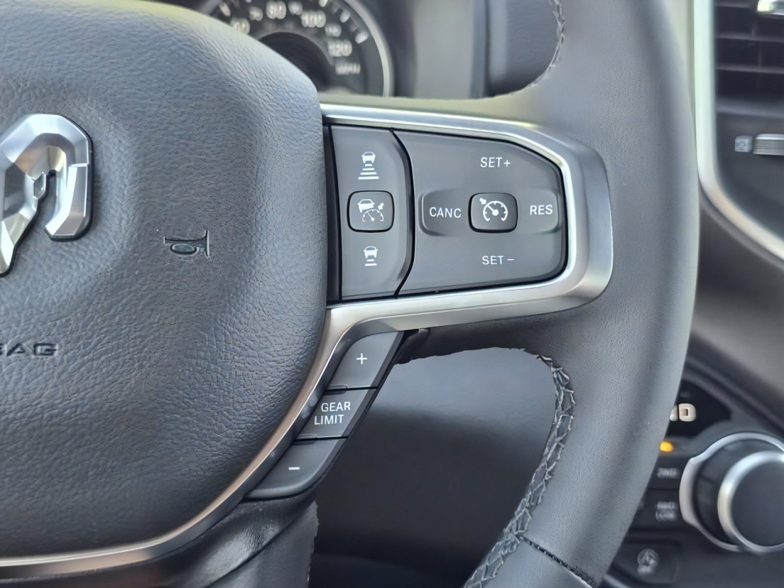 New 2026 RAM 1500 Big Horn AWD/4WD image 31