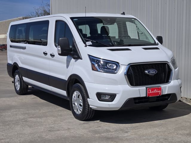 Used 2023 Ford Transit 350 XLT image 6