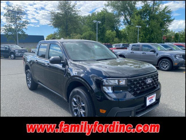 New 2025 Ford Maverick XLT FWD image 1