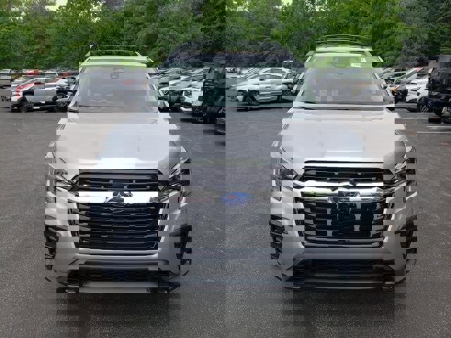 New 2025 Subaru Ascent Limited image 9