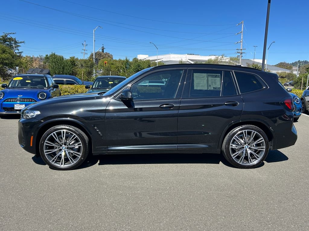 Used 2024 BMW X3 xDrive30i w/ M Sport Package image 2