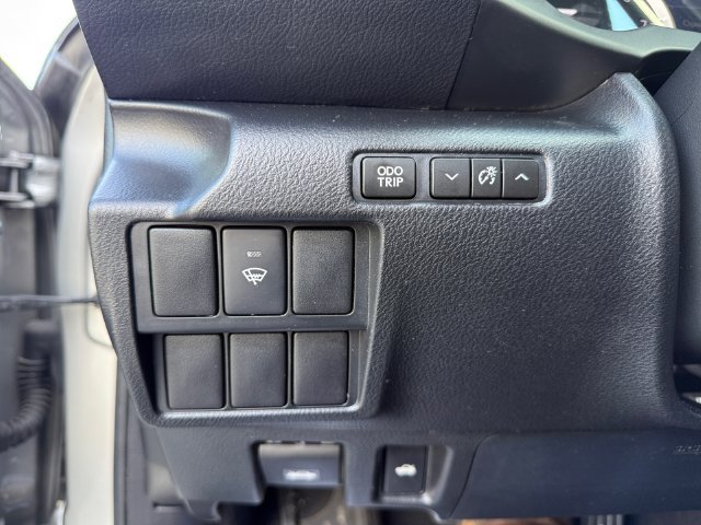 Used 2016 Lexus IS 300 AWD image 20