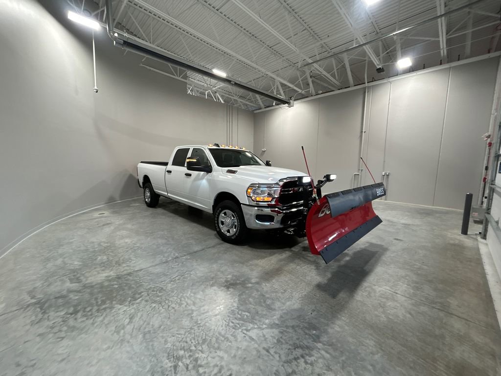 New 2024 RAM 2500 Tradesman w/ Chrome Appearance Group image 4