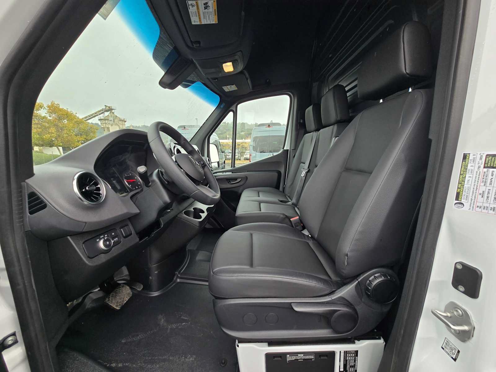 Used 2026 Mercedes-Benz Sprinter 2500 image 16