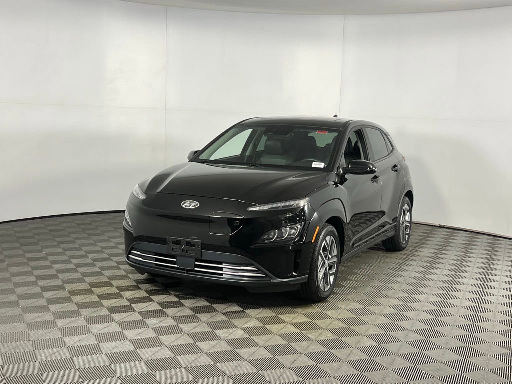 Used 2022 Hyundai Kona Limited w/ Cargo Package image 3
