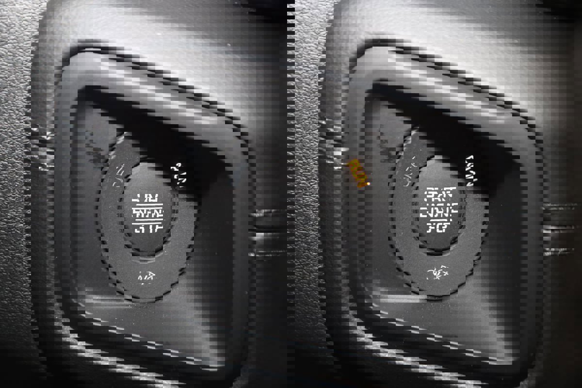 Used 2025 Jeep Gladiator Mojave image 28