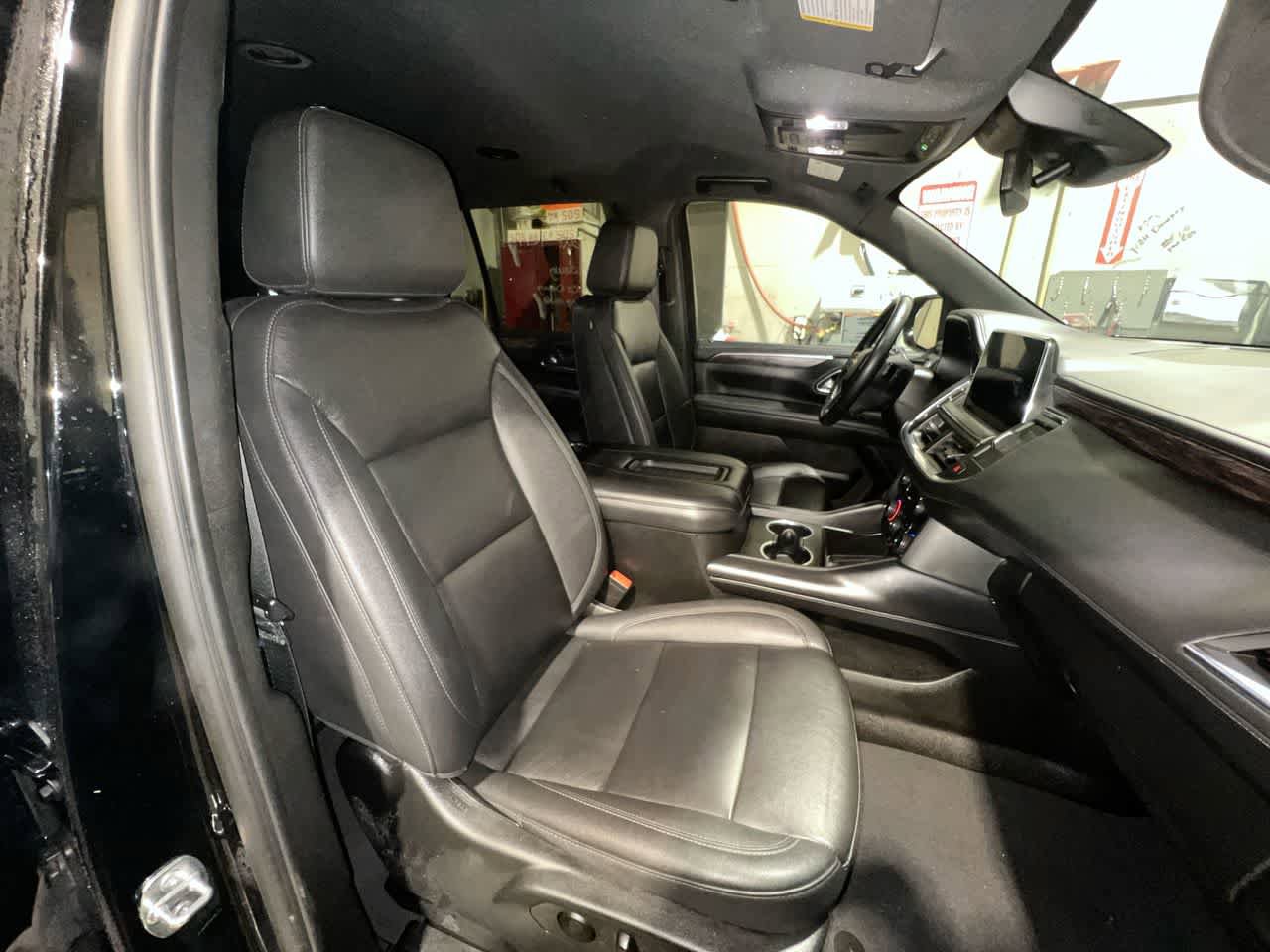 Used 2023 Chevrolet Tahoe LT AWD/4WD image 28