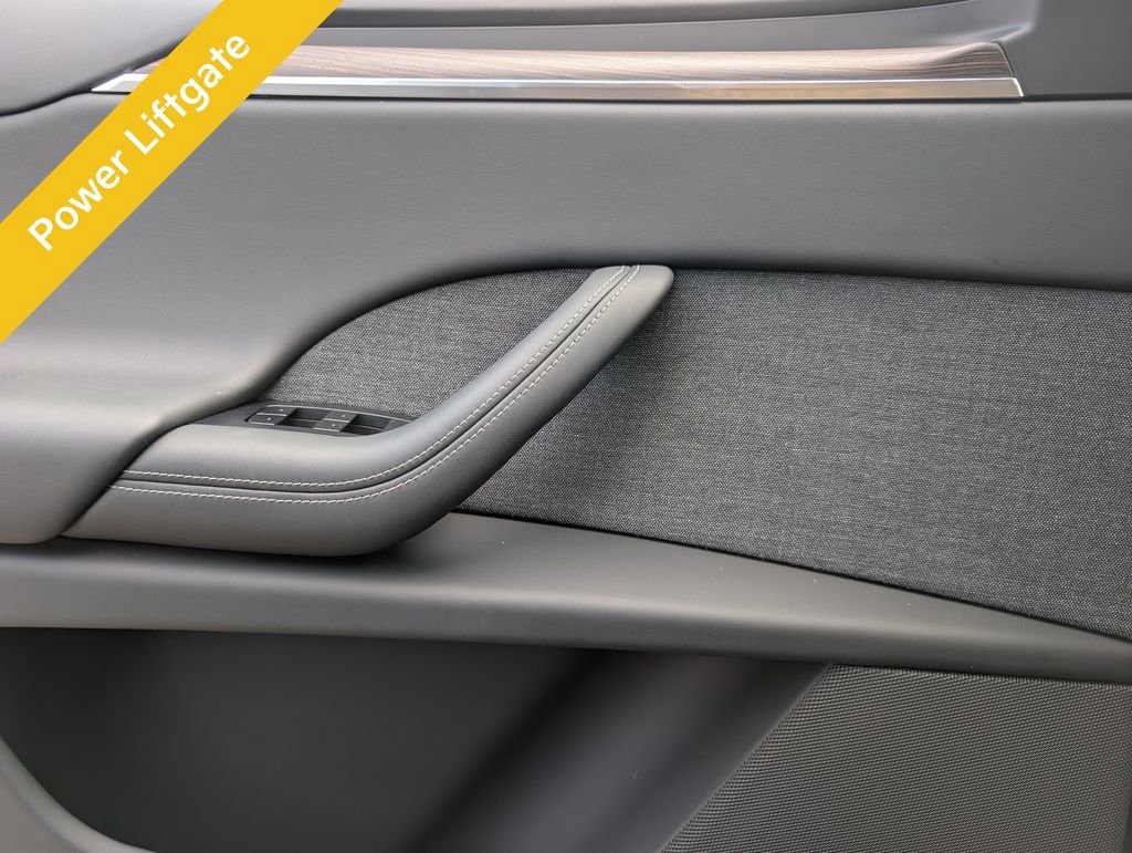 Used 2024 Tesla Model X image 10