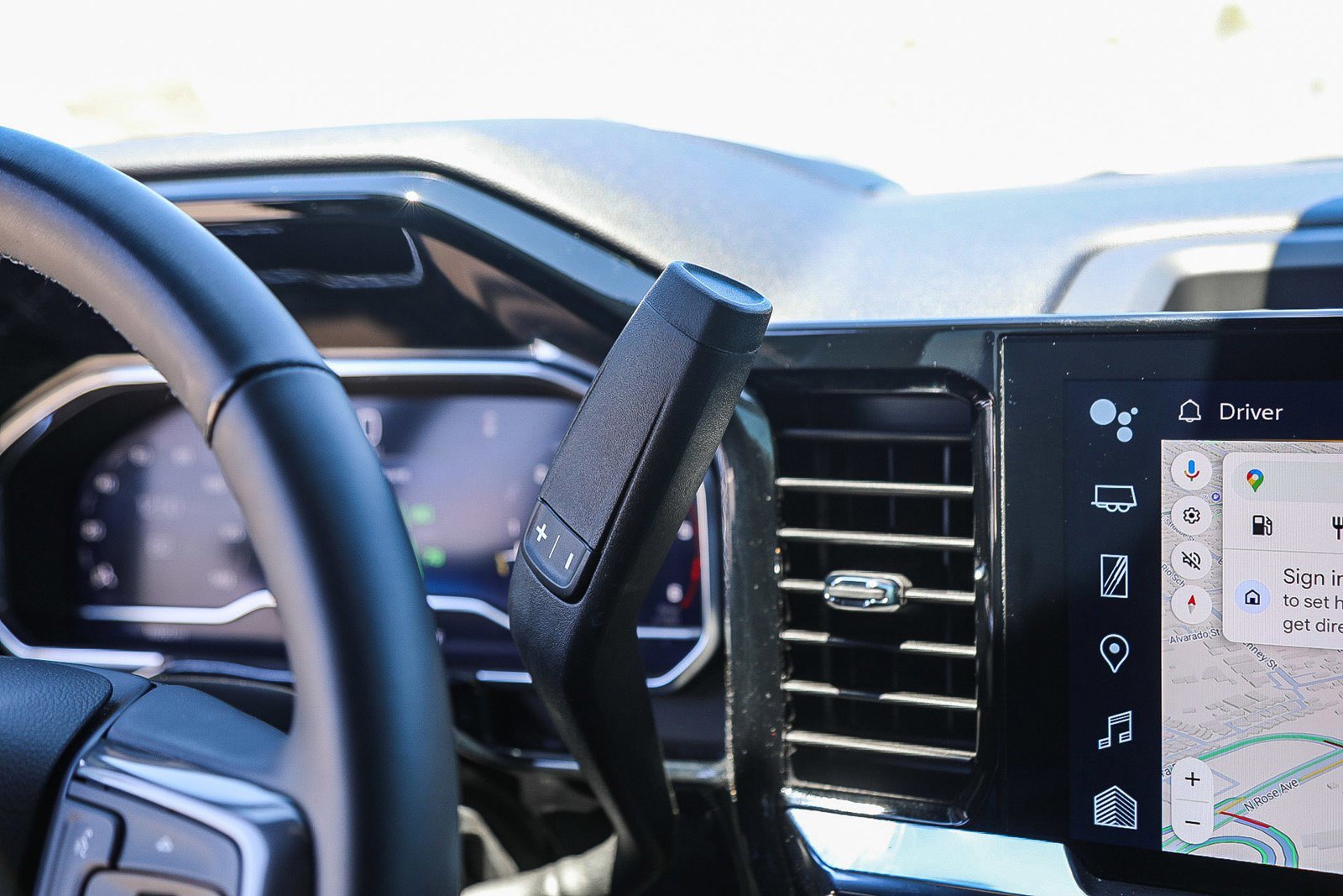 Used 2024 Chevrolet Silverado 3500 High Country image 16