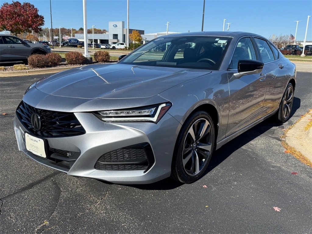 Certified 2025 Acura TLX w/ Technology Package image 8