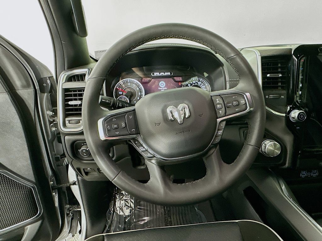 Used 2025 RAM 1500 Laramie w/ Sport Appearance Package image 19