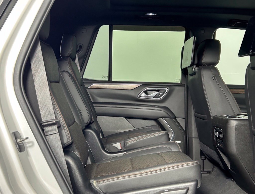 Used 2021 Chevrolet Tahoe High Country w/ Premium Package AWD/4WD image 14