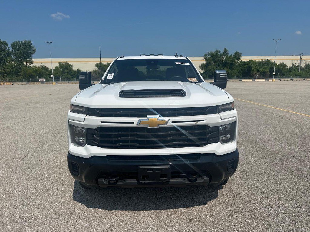Used 2024 Chevrolet Silverado 2500 Custom w/ Custom Convenience Package AWD/4WD image 7
