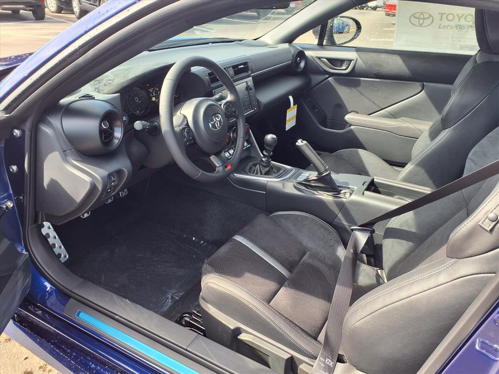New 2026 Toyota GR86 Premium w/ Performance Package image 22