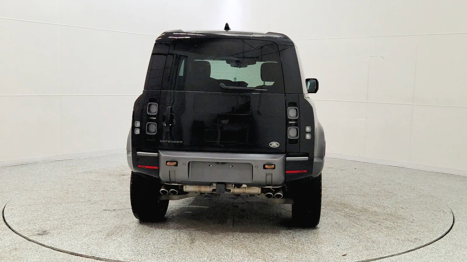 Used 2022 Land Rover Defender 90 V8 image 6