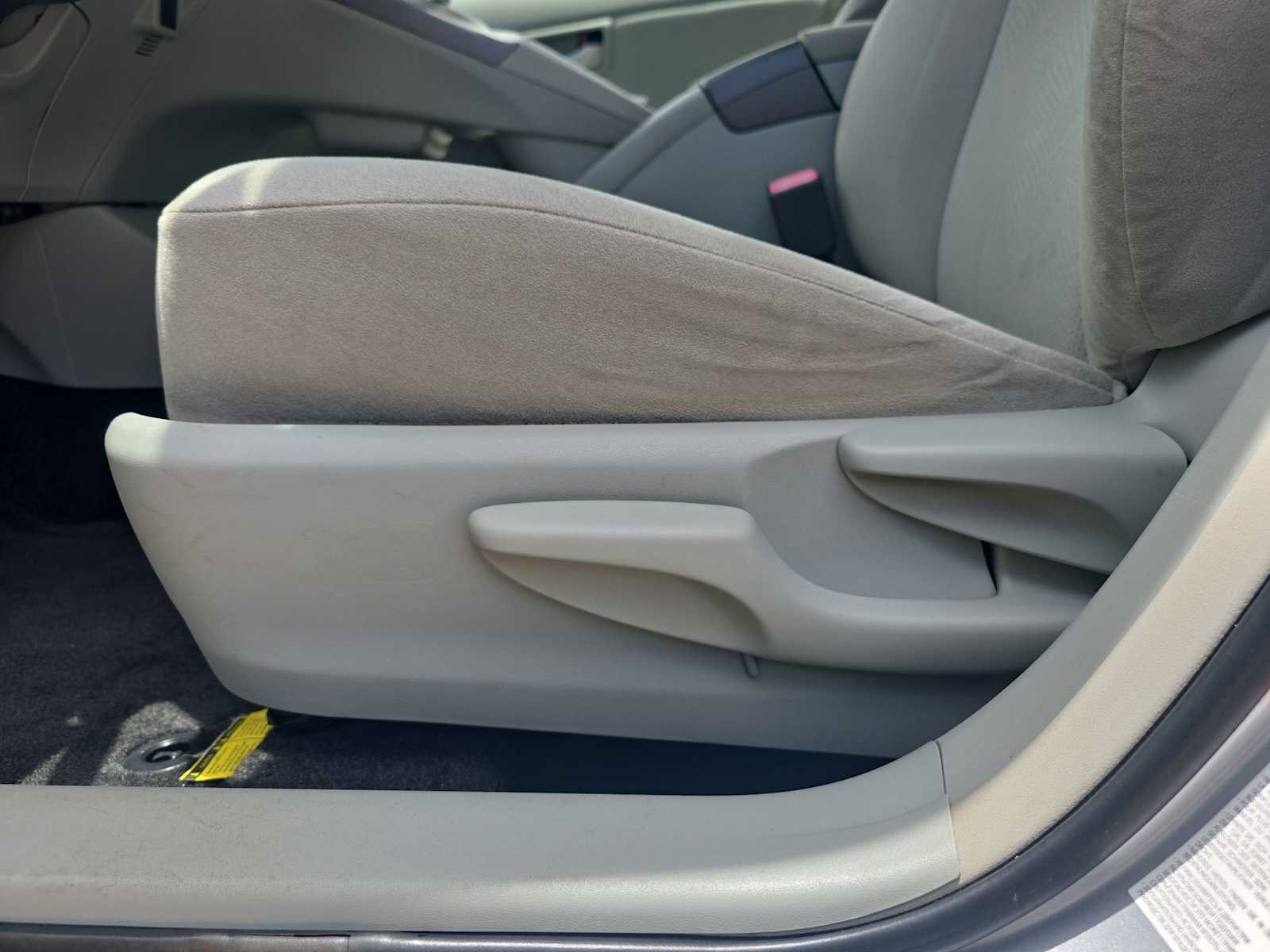 Used 2013 Toyota Prius Two FWD image 15