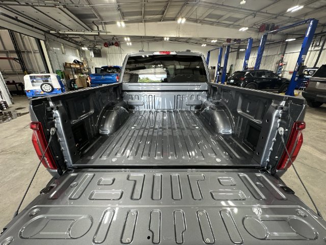 New 2026 Ford F150 Lariat w/ Equipment Group 501A Mid AWD/4WD image 26