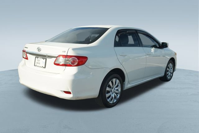Used 2013 Toyota Corolla LE image 8