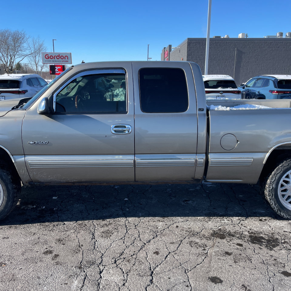 Used 2002 Chevrolet Silverado 1500 LT w/ Off-Road Chassis Pkg AWD/4WD image 5